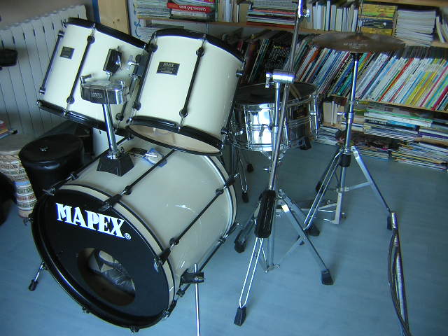 Photo : Batterie MAPEX 5 futs