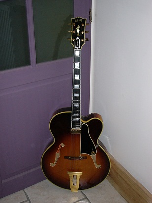 Photo : Gibson L5 C Sunburst de 1963 + etui Gibson