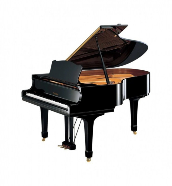 Photo : Piano Yamaha C3 demi queue 