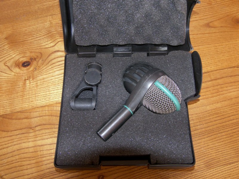 Photo annonce Microphone AKG D112